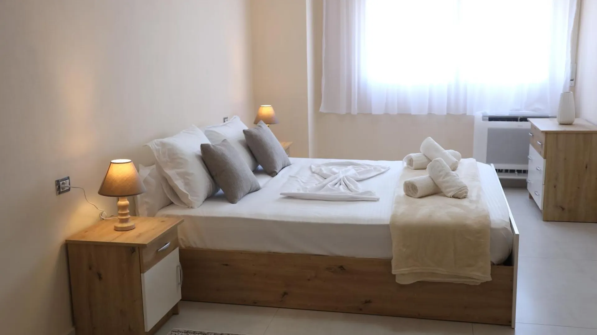 White Pearl Apartment location